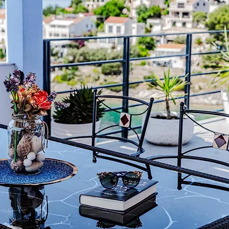 House * Vela Luka