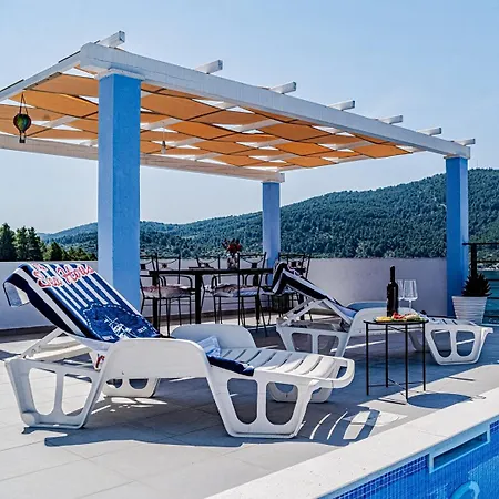 House Vela Luka