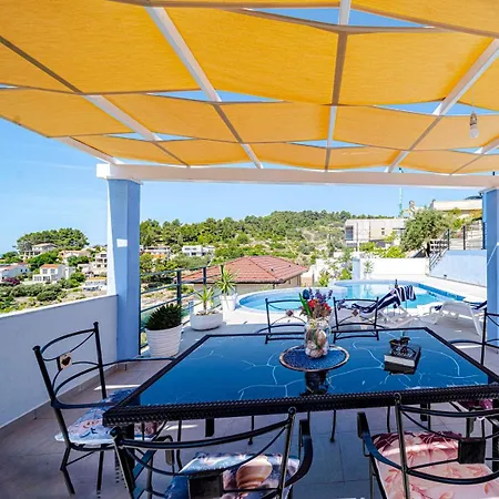 Villa House
