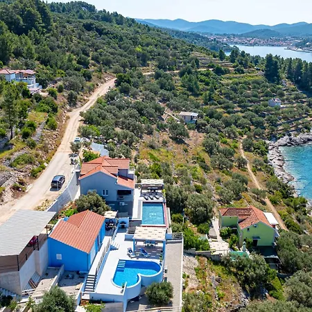 House Villa *